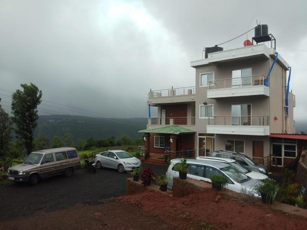 Hotel Magic Mountain,Mahābaleshwar Zewnętrze zdjęcie