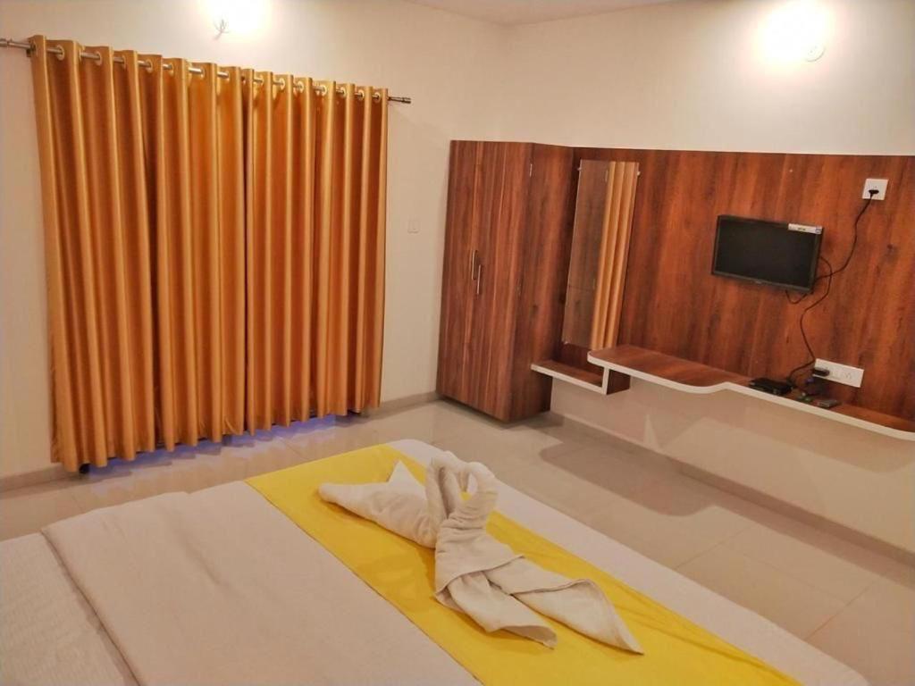 Hotel Magic Mountain,Mahābaleshwar Zewnętrze zdjęcie